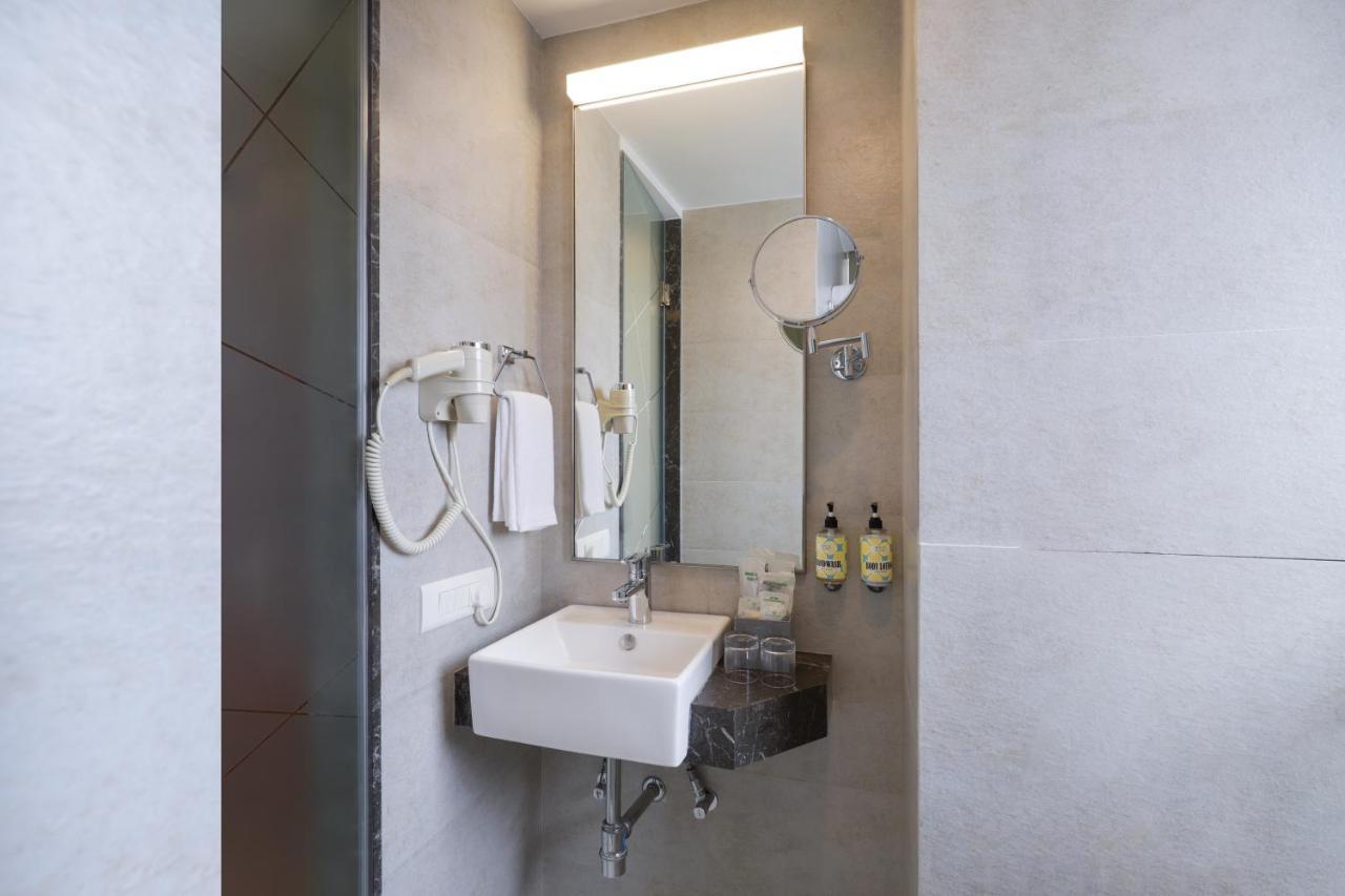 Lemon Tree Hotel, Kalina Bkc, Βομβάη Εξωτερικό φωτογραφία